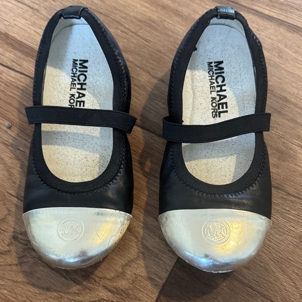 Michael Kors Kids Black and Silver Dress Shoes